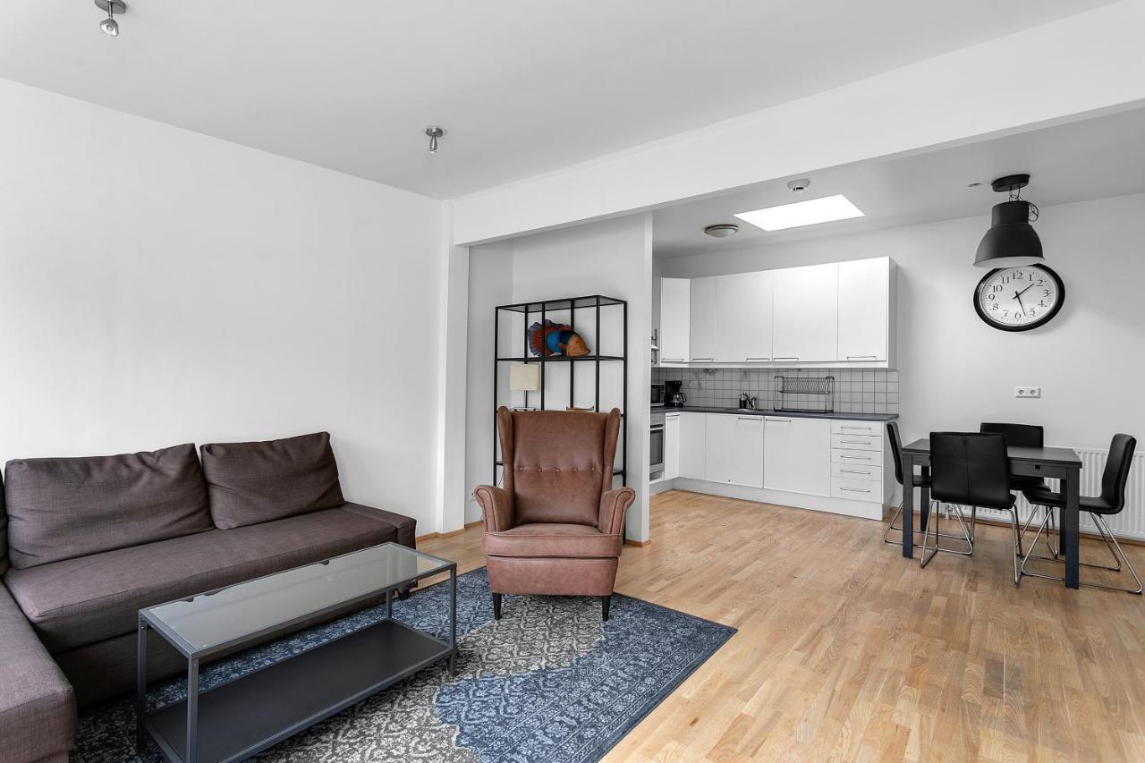 Baron Downtown Apartments 雷克雅維克 外观 照片