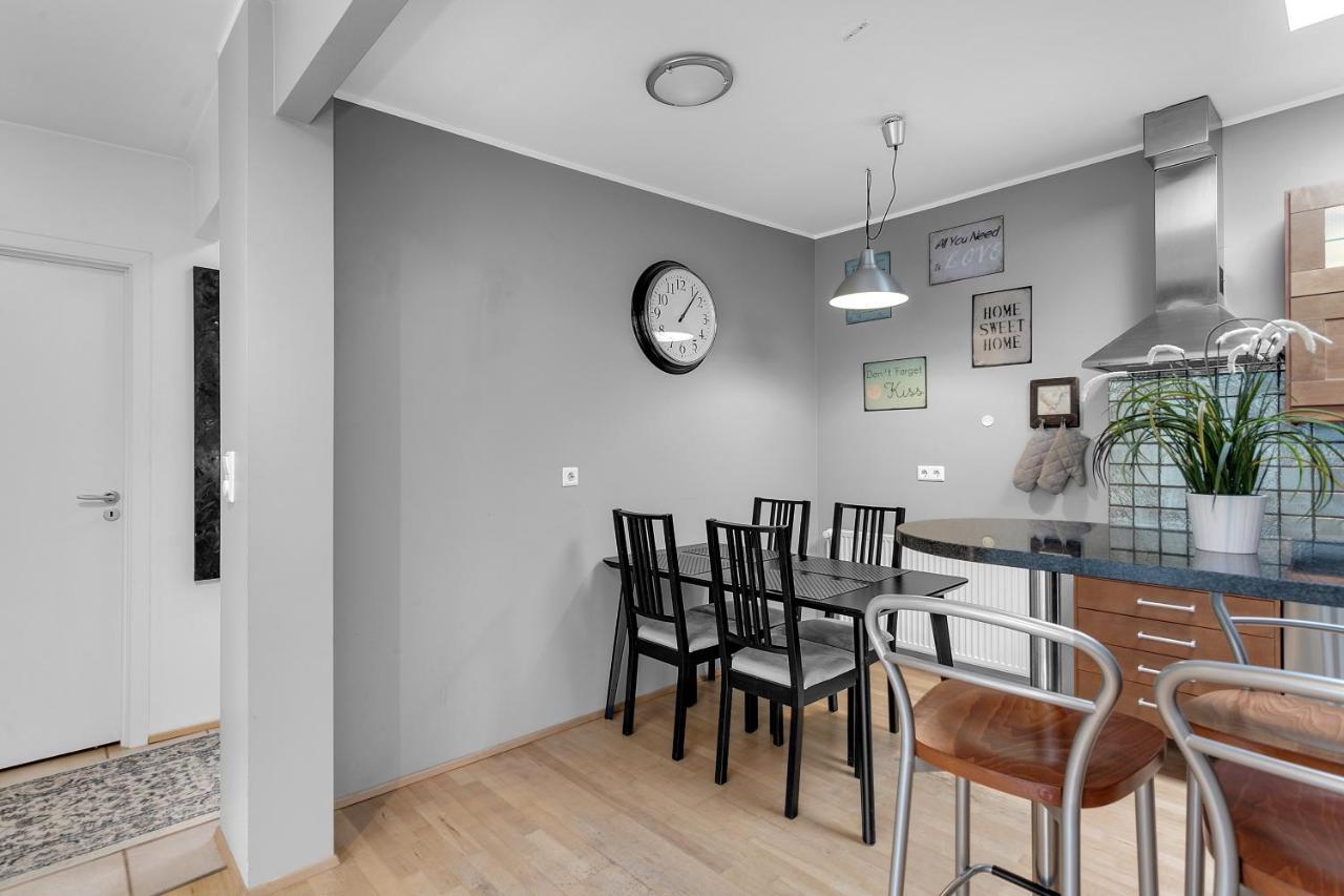 Baron Downtown Apartments 雷克雅維克 外观 照片