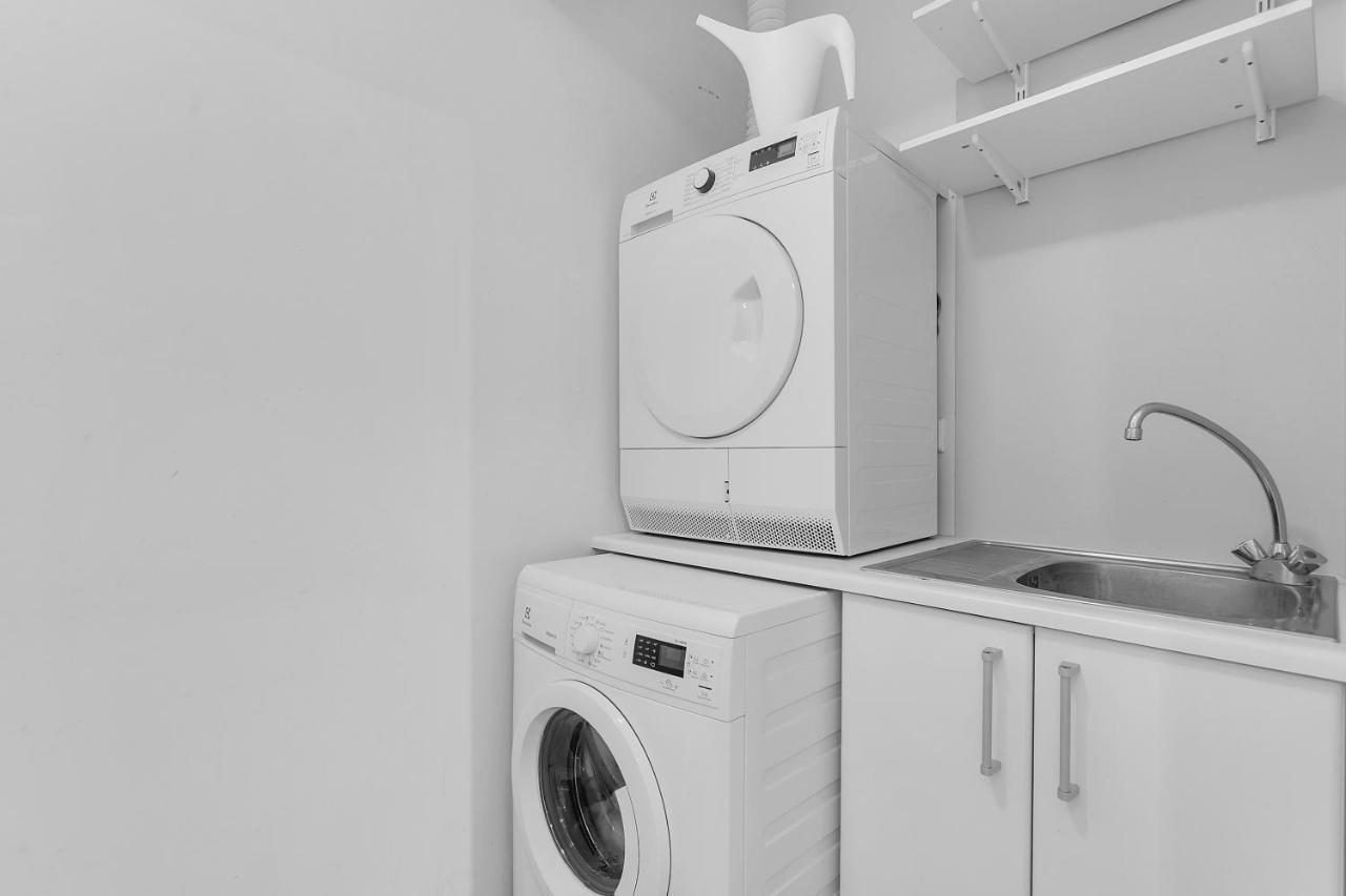 Baron Downtown Apartments 雷克雅維克 外观 照片