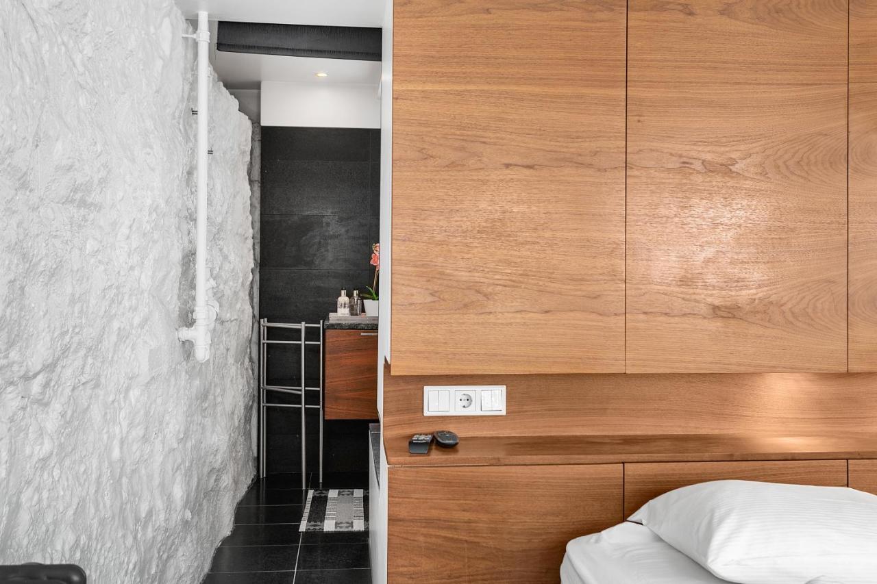 Baron Downtown Apartments 雷克雅維克 外观 照片